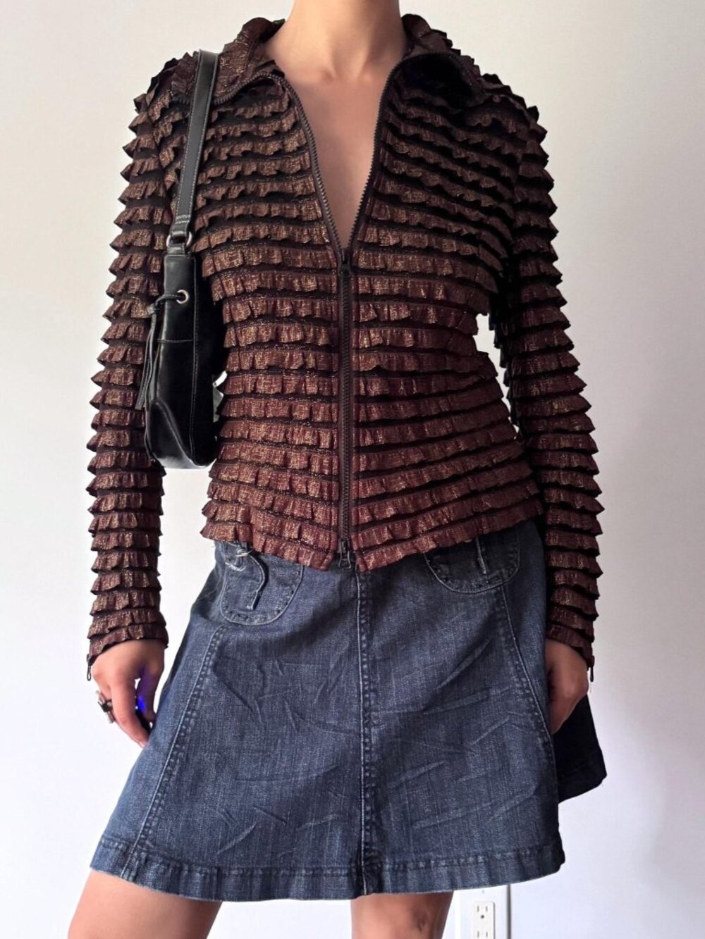 Y2K vintage brown ruffled textured collared long sleeved zip up blouse shirt